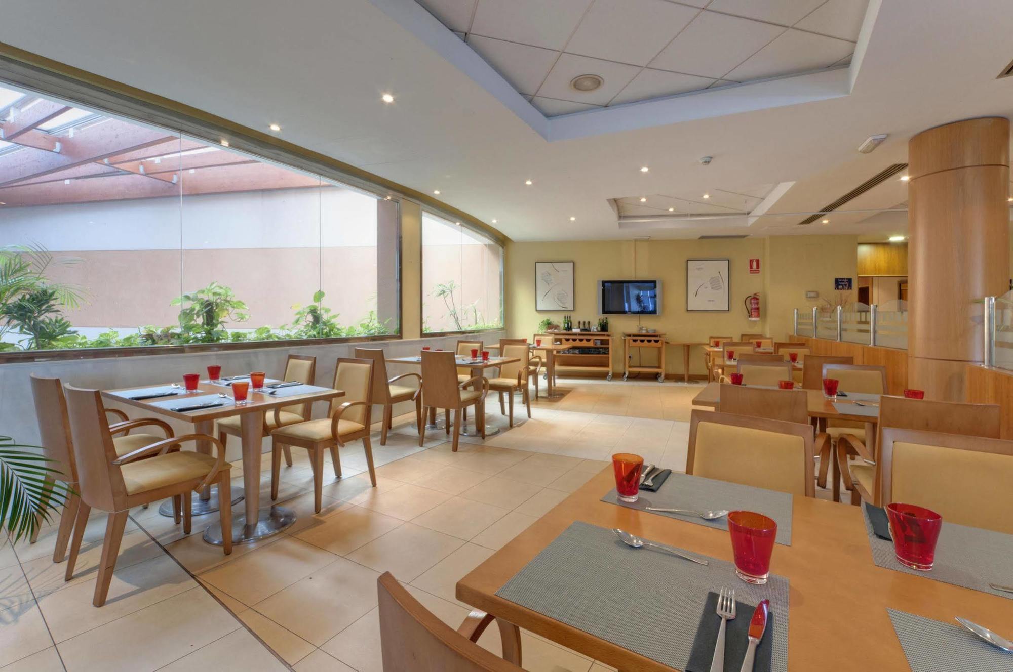 Vértice Indalo Almería Almeria Restaurante foto